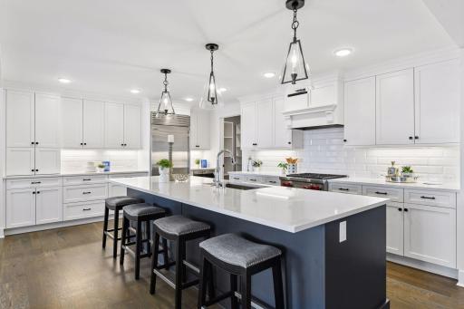 222 Ferndale Road S, 304, Wayzata, MN 55391