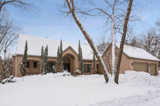 4902 Woodhurst Lane, Minnetonka, MN 55345