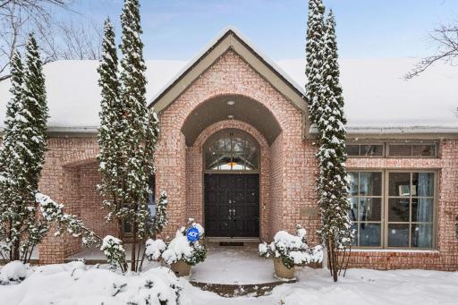 4902 Woodhurst Lane, Minnetonka, MN 55345