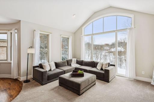 4902 Woodhurst Lane, Minnetonka, MN 55345