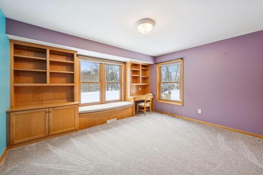4902 Woodhurst Lane, Minnetonka, MN 55345