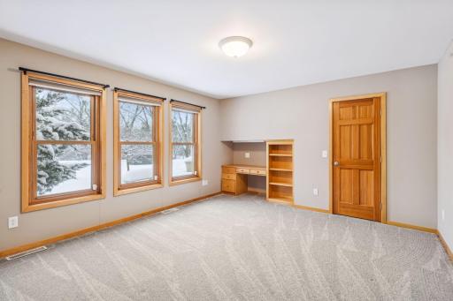 4902 Woodhurst Lane, Minnetonka, MN 55345