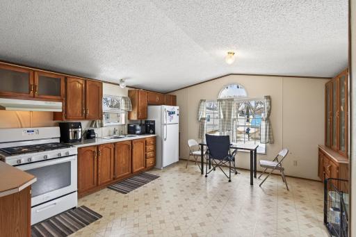 1091 E Cessna Drive, New Brighton, MN 55112