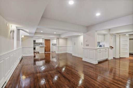 1820 Girard Avenue S, Minneapolis, MN 55403