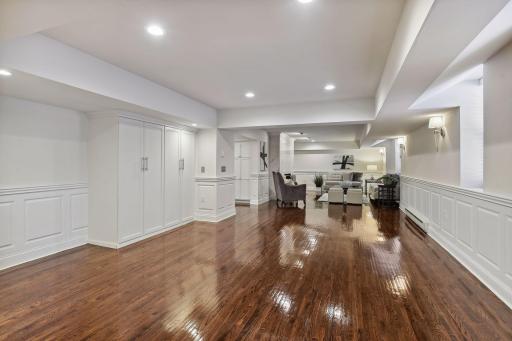 1820 Girard Avenue S, Minneapolis, MN 55403