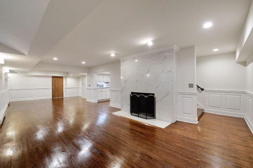 1820 Girard Avenue S, Minneapolis, MN 55403
