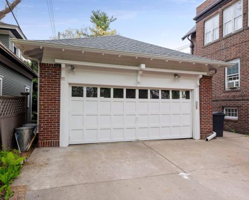 1820 Girard Avenue S, Minneapolis, MN 55403
