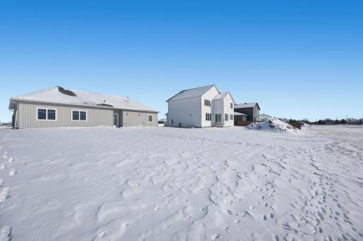 1576 75th Avenue S, Fargo, ND 58104