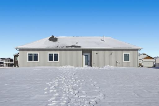 1576 75th Avenue S, Fargo, ND 58104