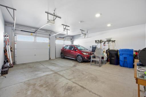 1576 75th Avenue S, Fargo, ND 58104