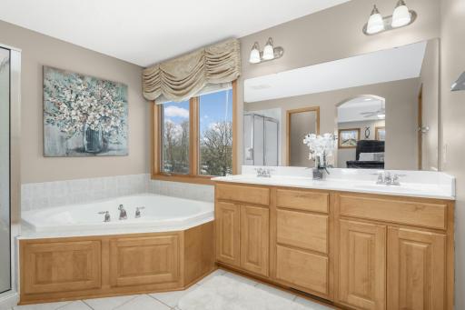 2780 Alamo Circle NE, Minneapolis, MN 55449