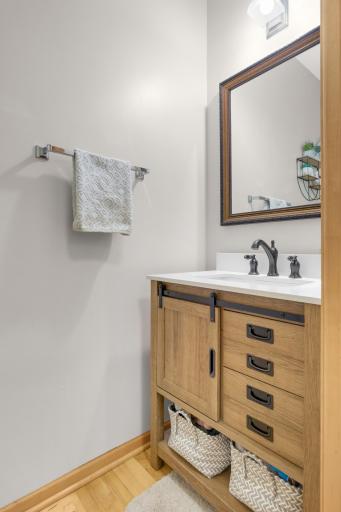2780 Alamo Circle NE, Minneapolis, MN 55449
