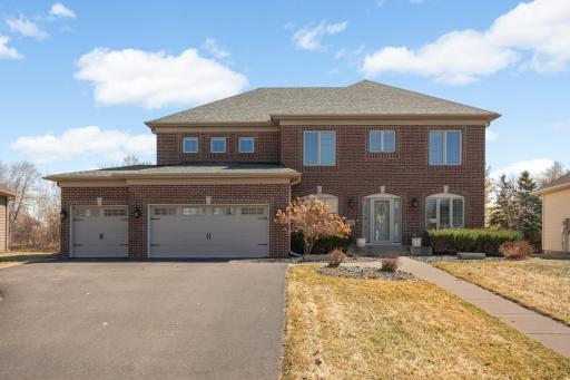 2780 Alamo Circle NE, Minneapolis, MN 55449