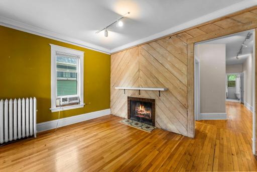 102 Western Avenue N, 4, Saint Paul, MN 55102