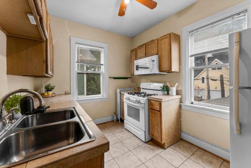 102 Western Avenue N, 4, Saint Paul, MN 55102