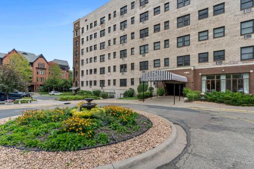 102 Western Avenue N, 4, Saint Paul, MN 55102