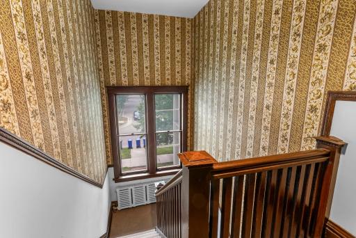 102 Western Avenue N, 4, Saint Paul, MN 55102