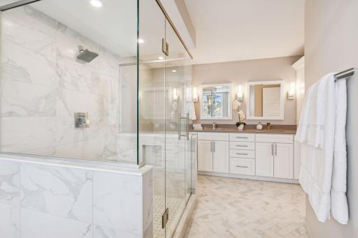 5347 Pinewood Trail, Edina, MN 55436