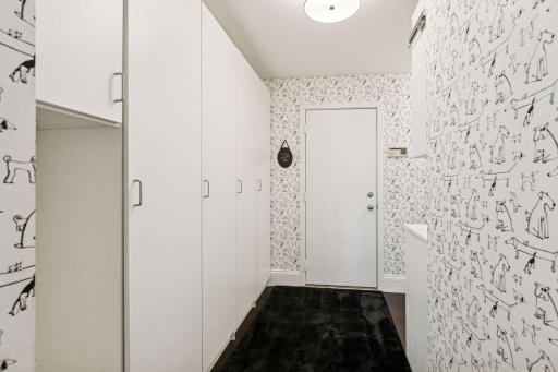 5347 Pinewood Trail, Edina, MN 55436