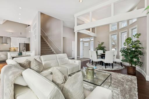 5347 Pinewood Trail, Edina, MN 55436