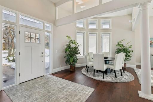 5347 Pinewood Trail, Edina, MN 55436