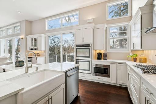 5347 Pinewood Trail, Edina, MN 55436