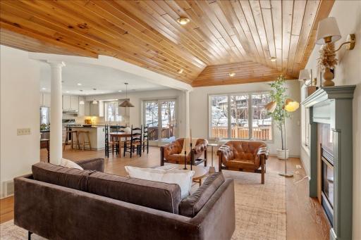 Alternate view of this beautiful space