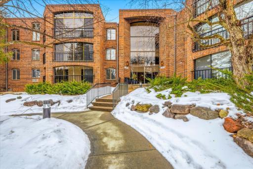 Photo for 8430 Pennsylvania Road, 216, Minneapolis, MN 55438 - listing #7020047 8430 Pennsylvania Road, 216, Minneapolis, MN 55438