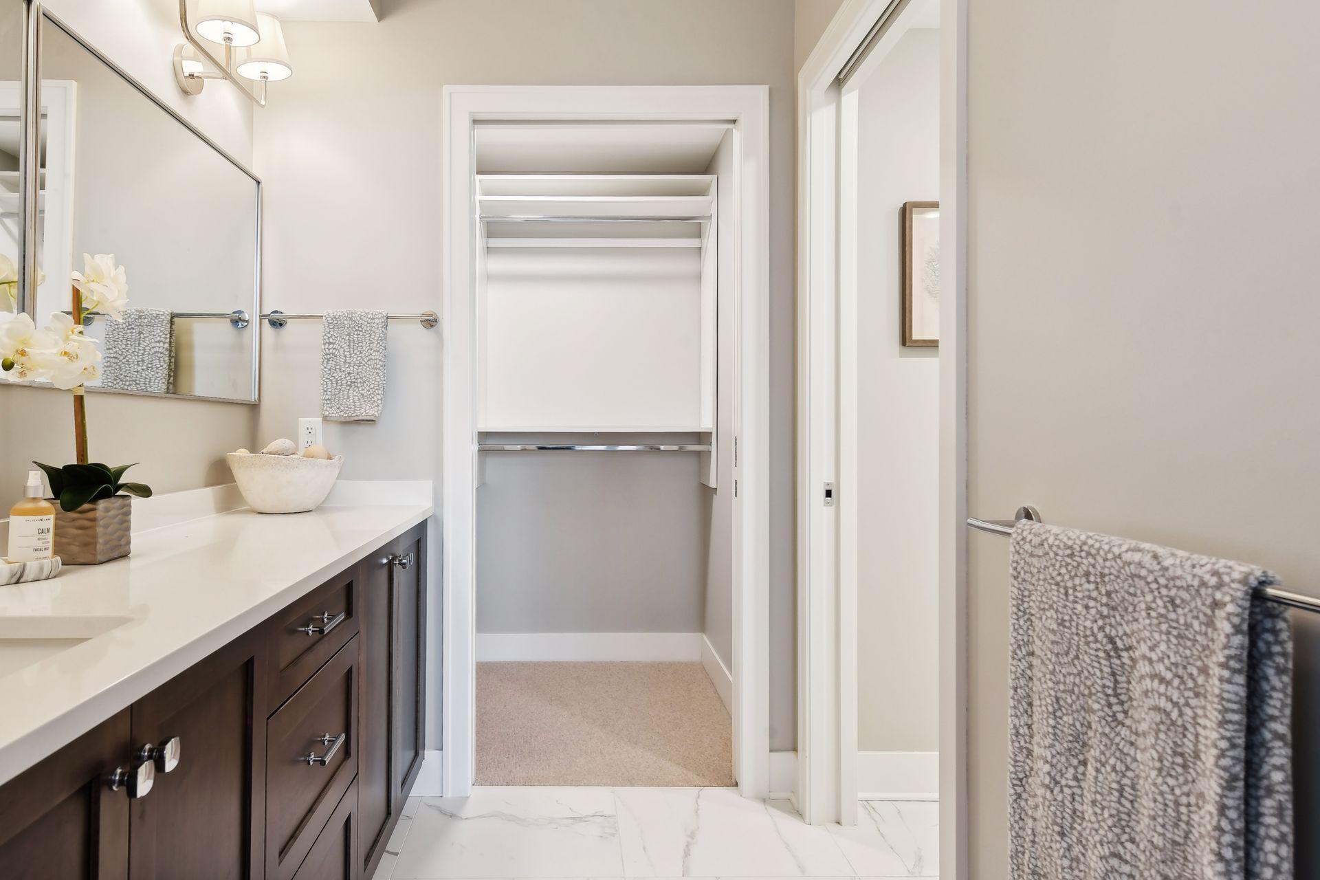 Step right into the walk-in closet with organizational components