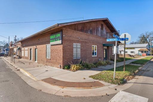 205 2nd Street SW, Braham, MN 55006