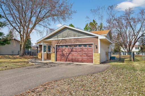 1325 Roosevelt Street, Anoka, MN 55303