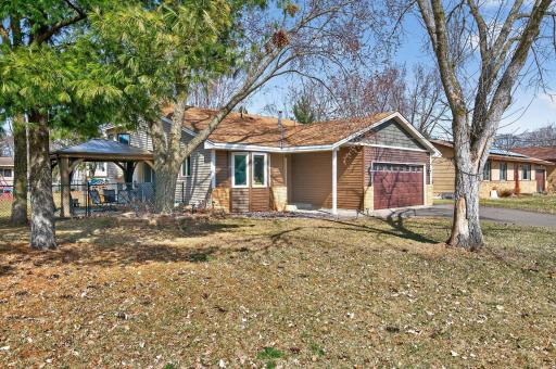 1325 Roosevelt Street, Anoka, MN 55303