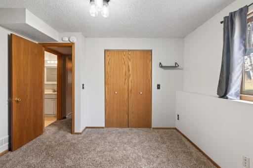 1325 Roosevelt Street, Anoka, MN 55303