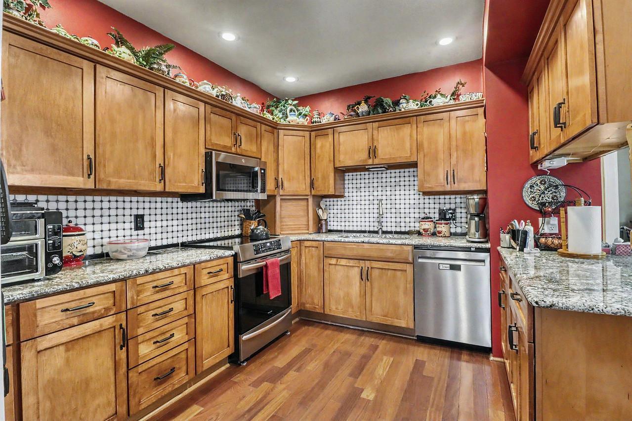 Kitchen1_3-1280_g.jpeg