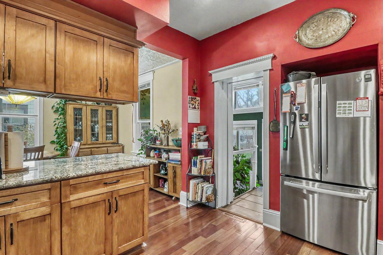 Kitchen1_6-1280_g.jpeg