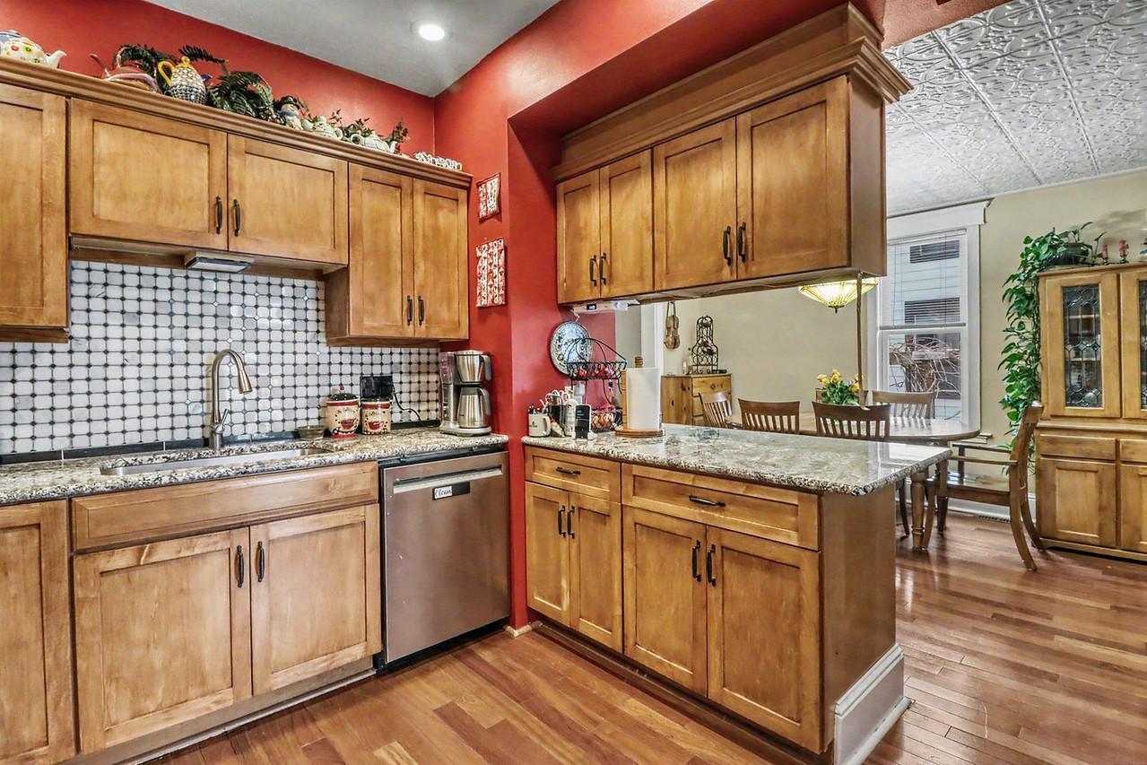 Kitchen1_4-1280_g.jpeg