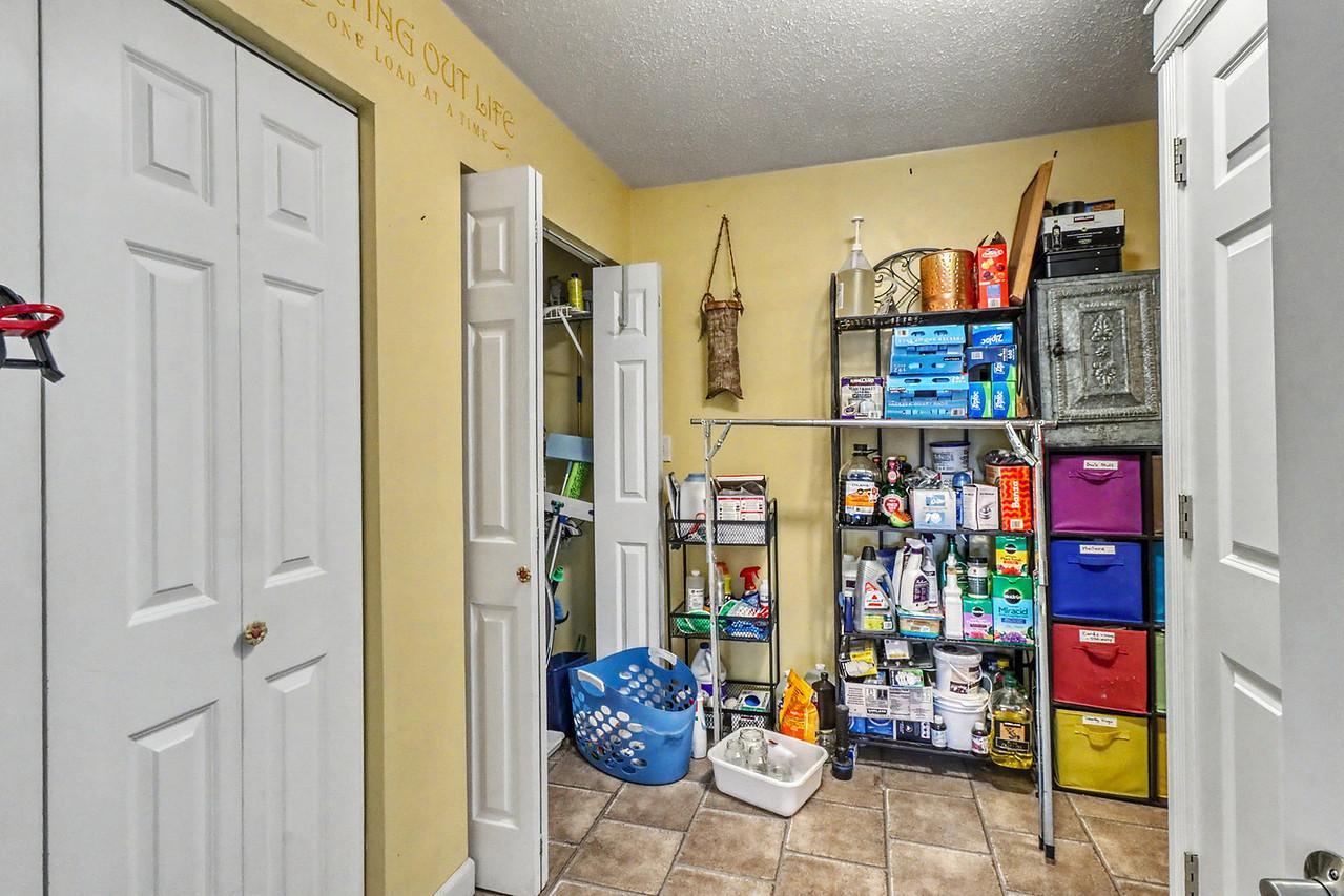 Laundry_mudroom1_1-1280_g.jpeg
