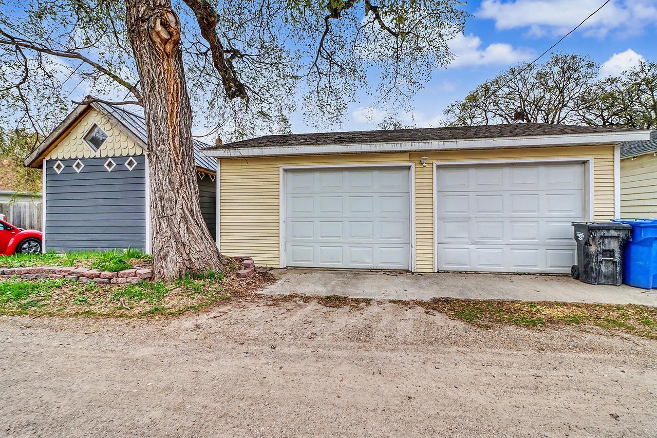 Garage1_1-1280_g.jpeg