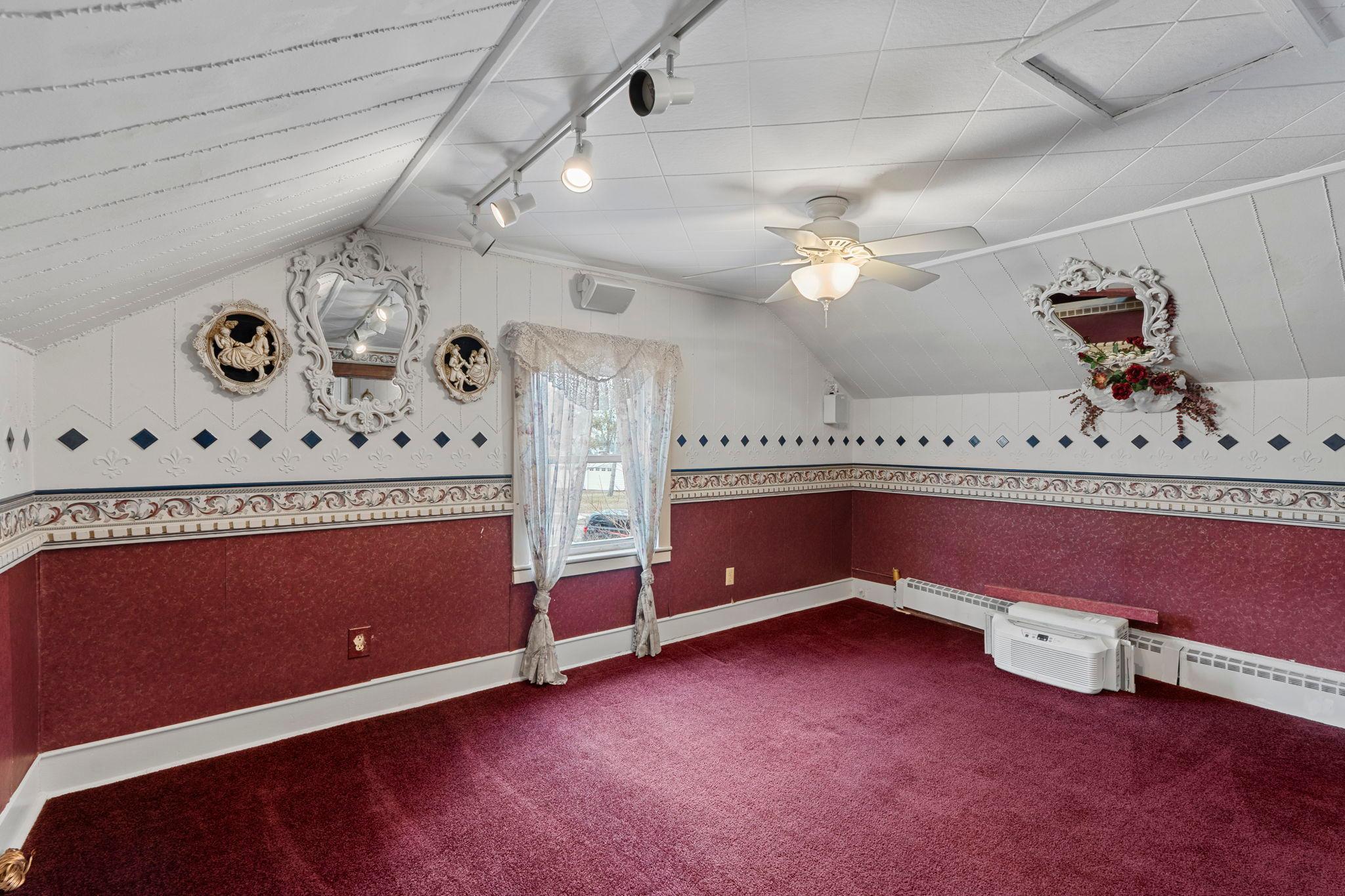 48-web-or-mls-1321 Maine Prairie Rd-311.jpg