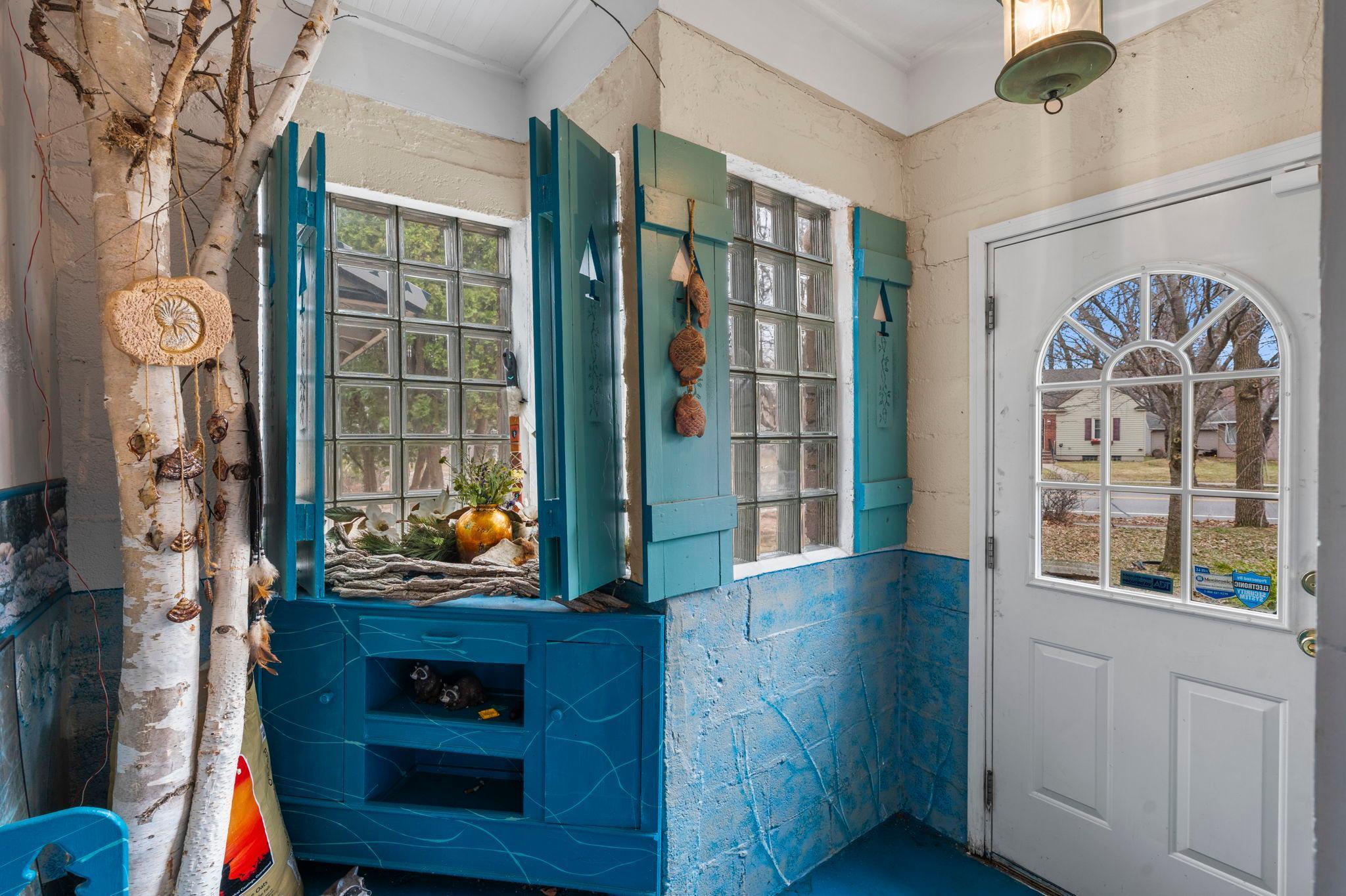 16-web-or-mls-1321 Maine Prairie Rd-98.jpg