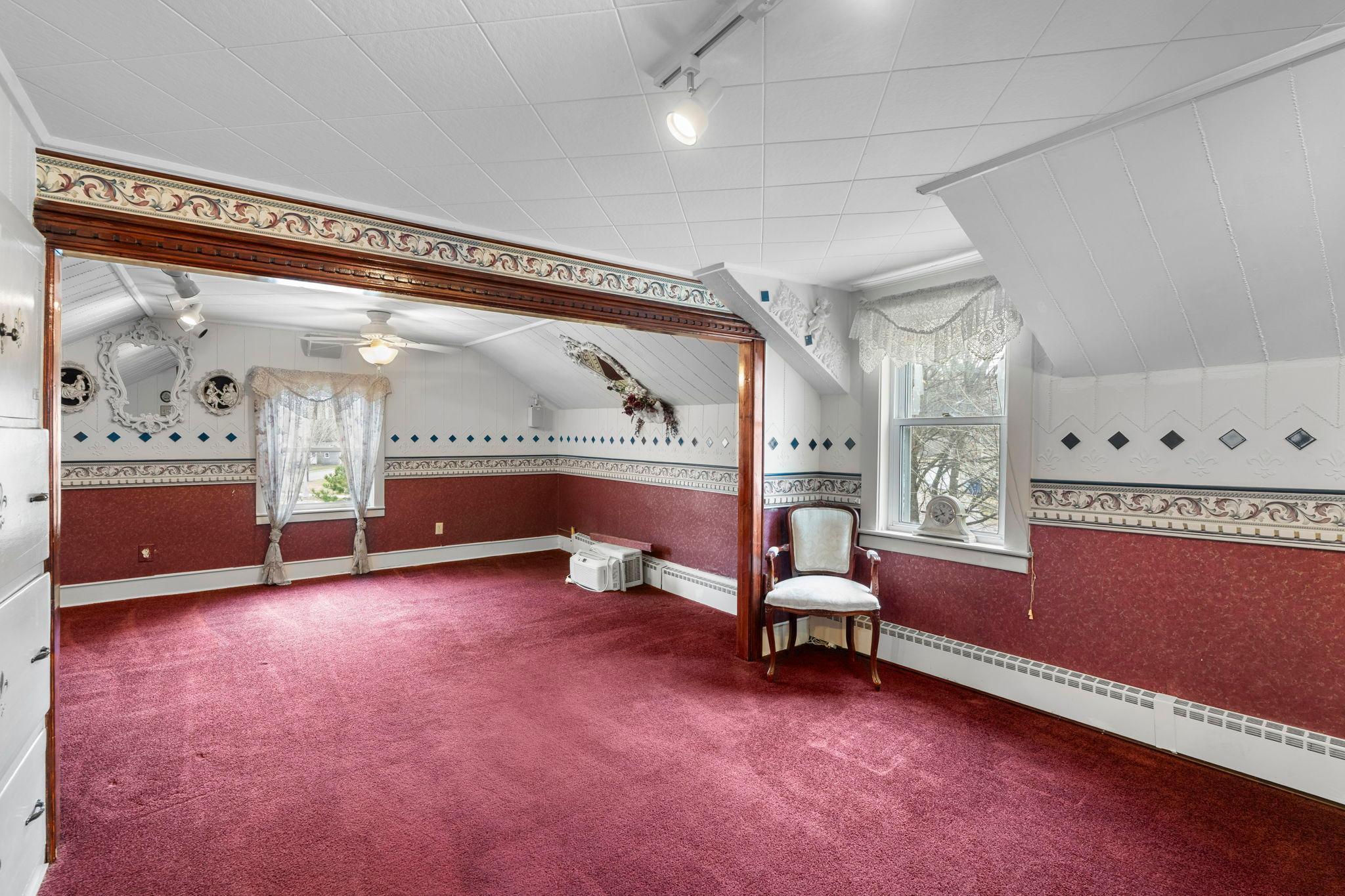 44-web-or-mls-1321 Maine Prairie Rd-291.jpg