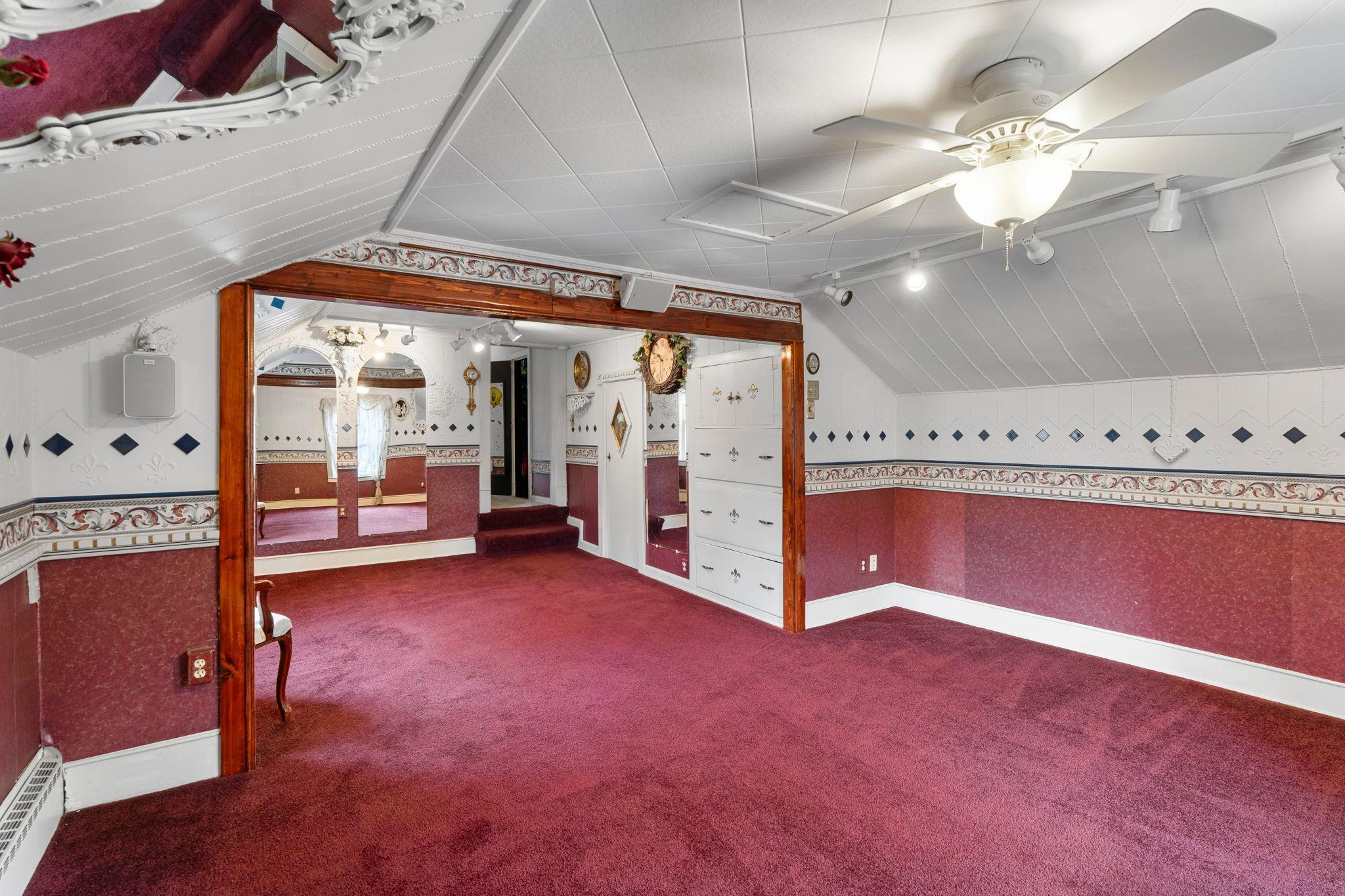 50-web-or-mls-1321 Maine Prairie Rd-321.jpg