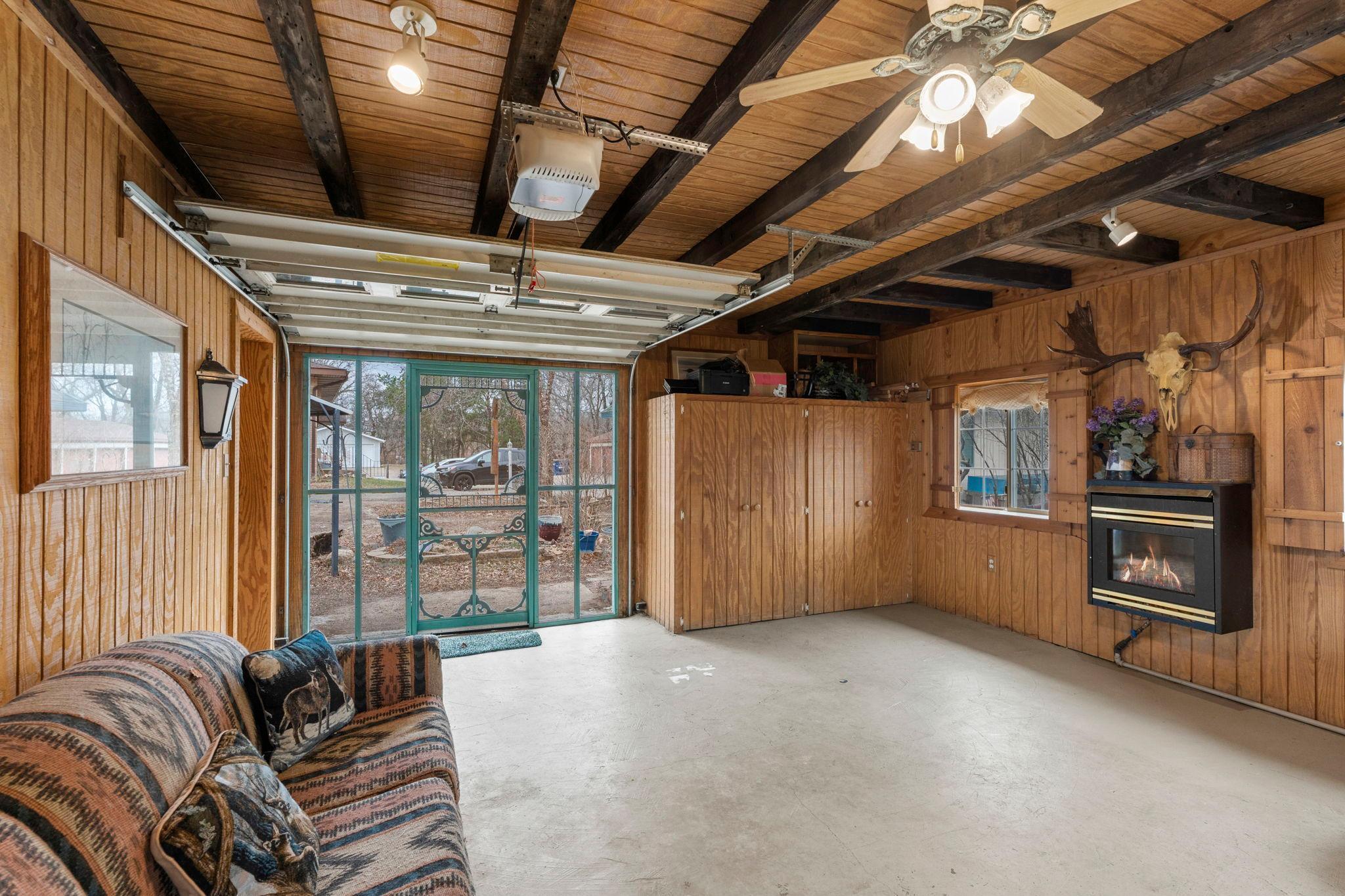 54-web-or-mls-1321 Maine Prairie Rd-171.jpg