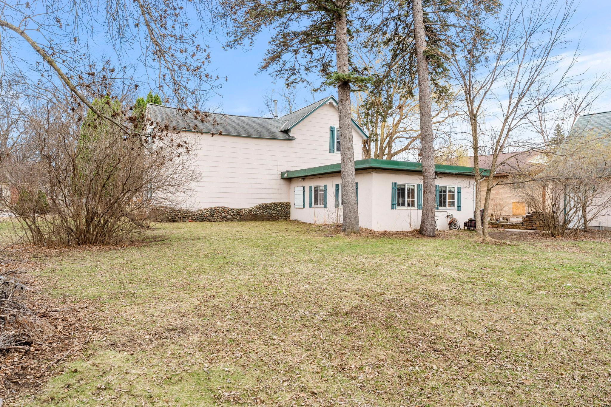 75-web-or-mls-1321 Maine Prairie Rd-366.jpg