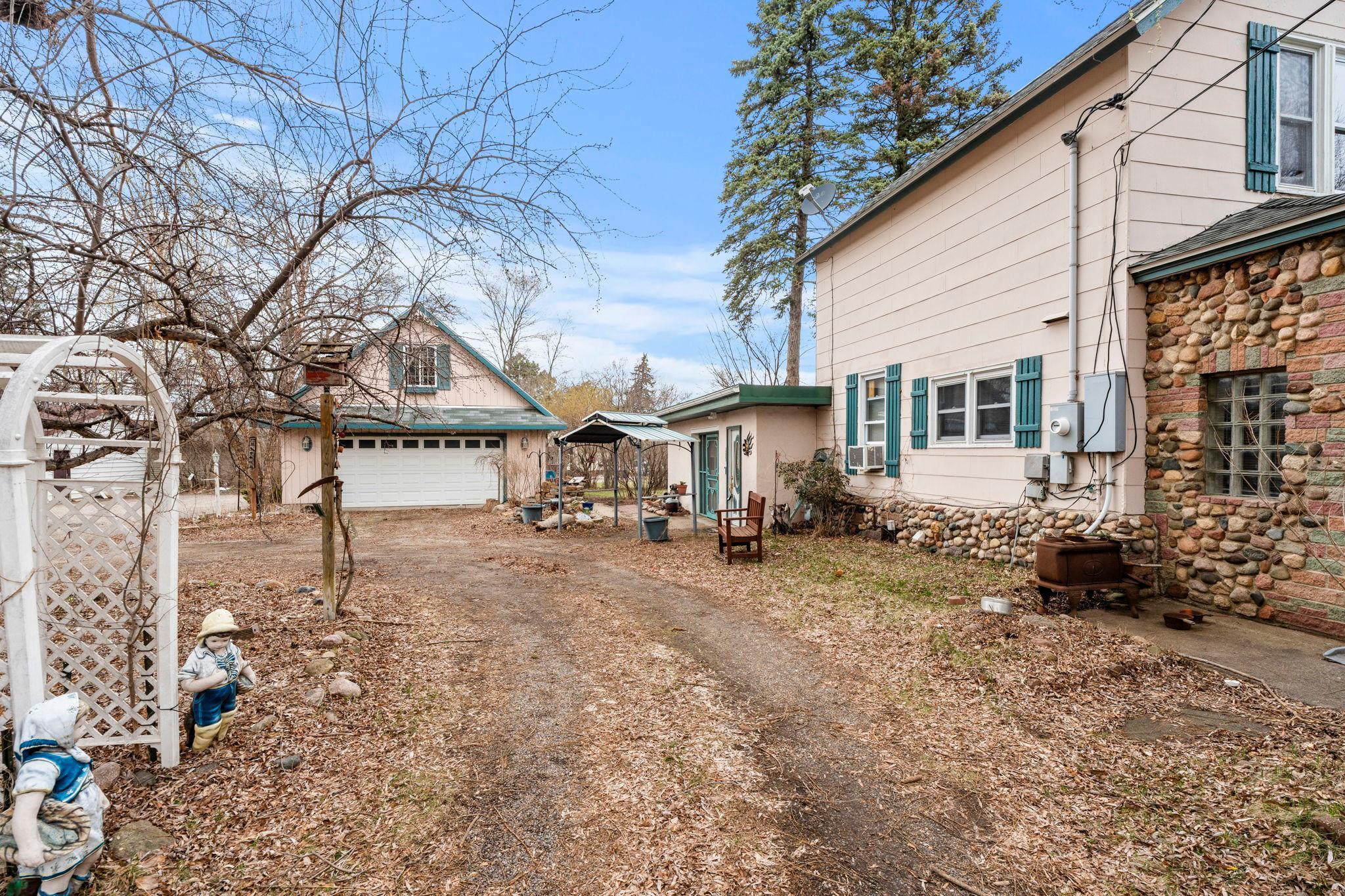 13-web-or-mls-1321 Maine Prairie Rd-426.jpg