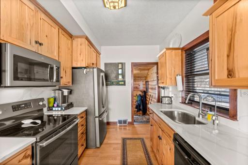 24775 608th Ave - 24775 608th Ave - Kitchen Window is a Great Feature