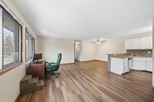 6129 78th Avenue N, Minneapolis, MN 55443