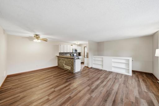 6129 78th Avenue N, Minneapolis, MN 55443