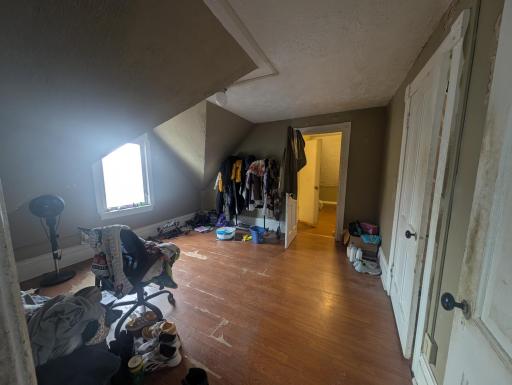 758 Jenks Avenue, Saint Paul, MN 55106