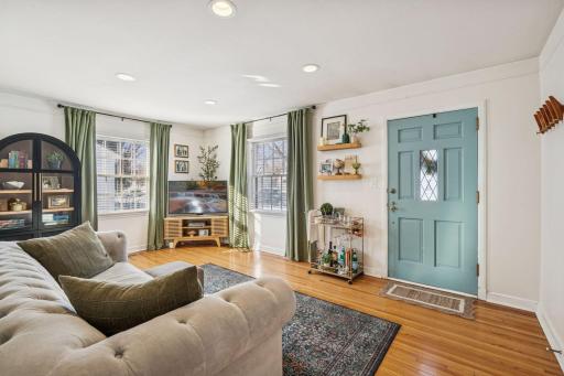 3221 Georgia Avenue S, Saint Louis Park, MN 55426